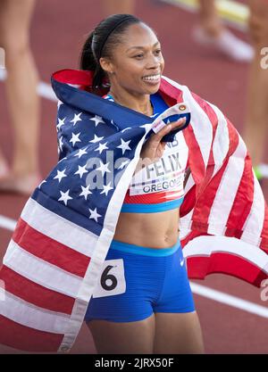 Allyson Felix des États-Unis Celebrate’s après avoir participé à la finale de relais mixte aux Championnats du monde d’athlétisme, Hayward Field, Eugene, Oregon États-Unis Banque D'Images