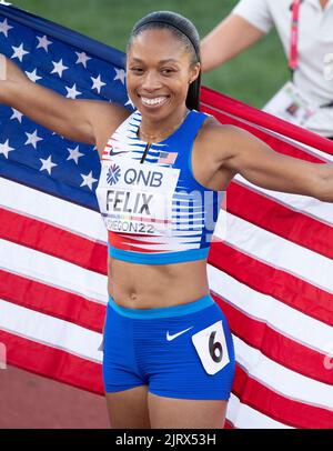 Allyson Felix des États-Unis Celebrate’s après avoir participé à la finale de relais mixte aux Championnats du monde d’athlétisme, Hayward Field, Eugene, Oregon États-Unis Banque D'Images