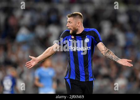 Rome, Italie. 26th août 2022. Milan Skriniar du FC Internazionale pendant la série Un match de football entre le SS Lazio et le FC Internazionale au stade Olimpico à Rome (Italie), 26 août 2022. Photo Antonietta Baldassarre/Insidefoto crédit: Insidefoto di andrea staccioli/Alamy Live News Banque D'Images