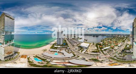 Vue panoramique à 360° de Tours et motels de haute altitude Sunny Isles Beach FL USA