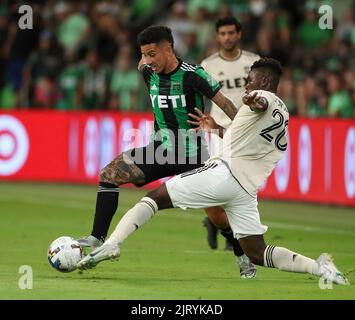 Austin, États-Unis . 26th août 2022. 26 août 2022: Austin FC Forward Sebastián Driussi (7) travaille contre le milieu de terrain du FC de Los Angeles José Cifuentes (20) lors d'un match MLS à Austin sur 26 août 2022. Austin FC a gagné 4-1. (Credit image: © Scott Coleman/ZUMA Press Wire) Credit: ZUMA Press, Inc./Alamy Live News Banque D'Images