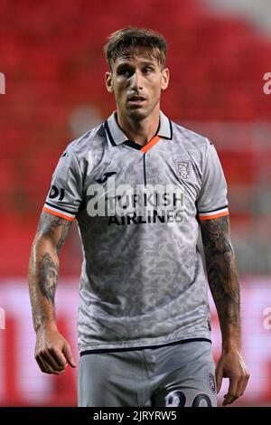 ANVERS - Lucas Biglia d'Istanbul Basaksehir lors du match de la Ligue des conférences de l'UEFA entre le FC royal d'Anvers et Istanbul Basaksehir au stade de Boseuil sur 25 août 2022 à Anvers, Belgique. ANP | hauteur néerlandaise | GERRIT DE COLOGNE Banque D'Images