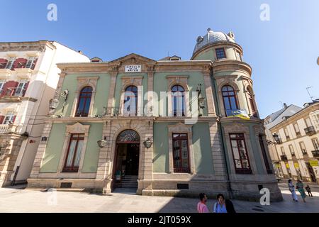 Lugo, Espagne. Le Circulo de las Artes (cercle des Arts), un bâtiment de Praza Maior Banque D'Images