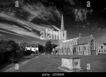 Vue d'été sur l'église St Wendreda, March Town, Cambridgeshire, Angleterre, Royaume-Uni Banque D'Images