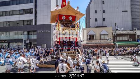 Gion Matsuri (Festival de Gion), défilé de chars, le Taka yama (faucon float), Kyoto, Japon Banque D'Images