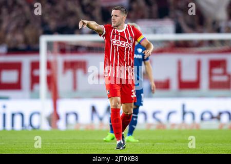 Freiburg im Breisgau, Allemagne. 26th août 2022. Football: Bundesliga, SC Freiburg - VfL Bochum, Matchday 4, Europa-Park Stadion. Christian Günter de Fribourg s'exprime. Crédit : Tom Weller/dpa/Alay Live News Banque D'Images