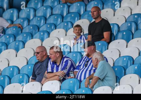 Les fans de Sheffield Wednesday arrivent au match avant le début du match Banque D'Images