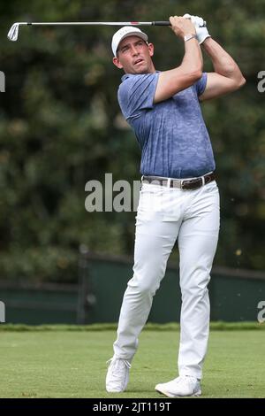 Atlanta, Géorgie, États-Unis. 26th août 2022. Scott Stallings débarque du 2nd trous lors de la deuxième partie du championnat DE TOUR au club de golf d'East Lake. (Image de crédit : © Debby Wong/ZUMA Press Wire) Banque D'Images