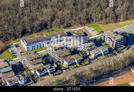 Vue aérienne, maison multigénérationnelle Hölter Busch avec des appartements de service, centre de soins de jour et la communauté de vie de démence dans le district de Holthausen Banque D'Images