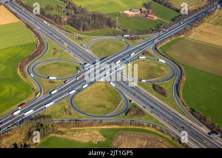 Photo aérienne, autoroute jonction Lotte / Osnabrück, autoroute A1 et autoroute A30, Lotte, pays de Tecklenburger, Rhénanie-du-Nord-Westphalie, Allemagne, autoroute, fre Banque D'Images