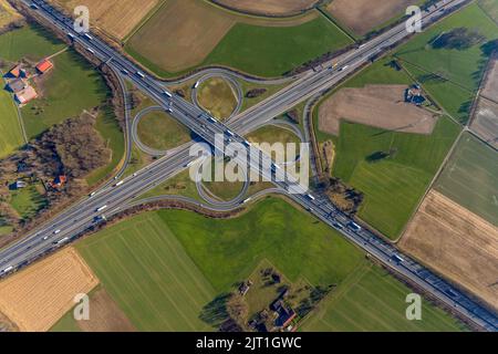 Photo aérienne, autoroute jonction Lotte / Osnabrück, autoroute A1 et autoroute A30, Lotte, pays de Tecklenburger, Rhénanie-du-Nord-Westphalie, Allemagne, autoroute, fre Banque D'Images