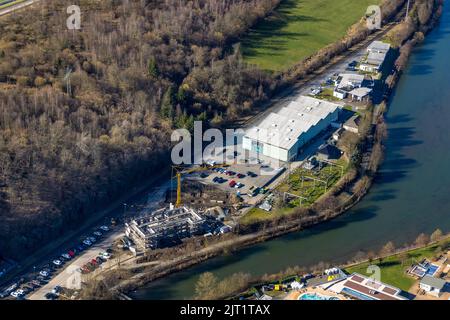 Vue aérienne, chantier de construction de la nouvelle brasserie Am Obersee, Sea Bounce - aire de jeux intérieure et salle de trampoline, BiggeSeeFront Cafe Extrablatt, Biggesee Banque D'Images