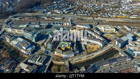 Vue aérienne, gare centrale de Siegen avec gare routière de ZOB et roundhouse sur la route fédérale B54, City-Galerie, Sieg Carre, Siegen-Kernband, Siegen, Sauer Banque D'Images