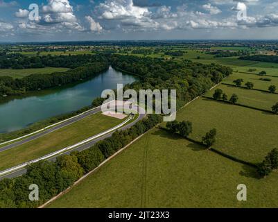 Photos aériennes d'Oulton Park Raceay Cheshire pendant les États-Unis Autoshow Auto Show Drone Birds Eye View de l'Air Nascar Banque D'Images