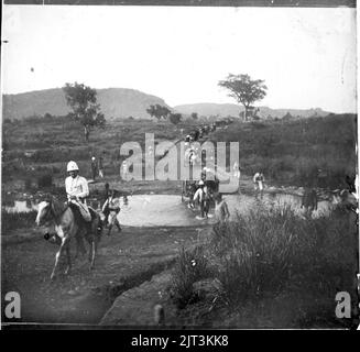 Troupes en mouvement, Badrimbé, octobre 1897. Banque D'Images