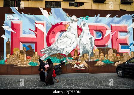 Beyrouth, Liban : un mur recouvert de graffiti d'ESPOIR sur la place des martyrs dans la ville de Beyrouth Banque D'Images