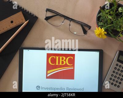 Dans cette illustration, le logo de la Banque canadienne Impériale de Commerce (CIBC) est affiché sur une tablette Banque D'Images
