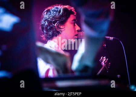 Copenhague, Danemark. 25th, août 2022. Le groupe de rock indépendant canadien Braids donne un concert à VEGA à Copenhague. Ici, la chanteuse et musicienne Raphaelle Standell-Preston est vue en direct sur scène. (Crédit photo: Gonzales photo - Erling Brodersen). Banque D'Images