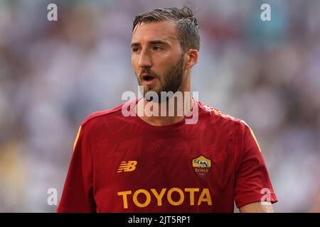 Turin, Italie, le 27th août 2022. Bryan Cristante d'AS Roma réagit pendant l'échauffement[ avant le match de la série A à l'Allianz Stadium, Turin. Le crédit photo devrait se lire: Jonathan Moscrop / Sportimage Banque D'Images