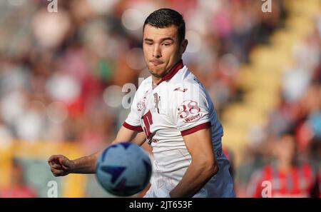 Foto Spada/Lapresse 27 Agosto 2022 - Cremona, Italia - sport, calcio - Cremonese vs Torino - Campionato italiano di calcio Serie A TIM 2022/2023 - Stadio Zini Nella foto: nikola vlasic 27 août 2022 Cremona , Italie - sport, calcio - Cremonese vs Torino- Championnat italien de football série A 2022/2023 - Stade Zini. Dans la photo: nikola vlasic Banque D'Images