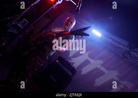 Stoke Prior, Royaume-Uni, 28 août 2022, Cuttin Edge se produit le dernier jour au Beermageddon Heavy Metal Festival. Crédit : nouvelles en direct de will Tudor/Alamy Banque D'Images