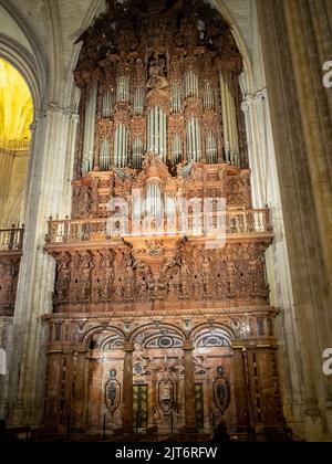 Orgue sculpté en bois, cathédrale de Séville Banque D'Images