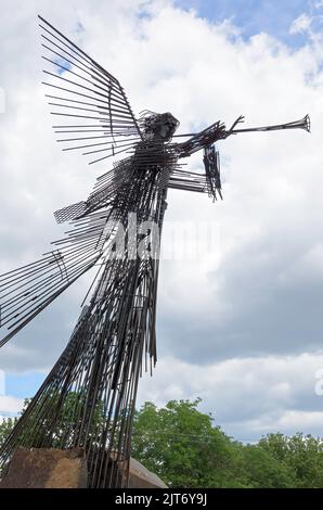 Monument "Ange jouant la trompette" à l'entrée de la zone d'exclusion de Tchernobyl Banque D'Images