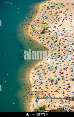 Baigneurs de photos aériennes dans le lac d'argent Haltern près de Sythen, se précipitent à l'eau turquoise à plus de 30 degrés, Lehmbraken, Haltern am See, région de Ruhr, non Banque D'Images