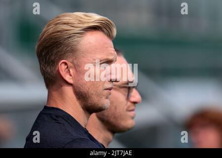 Paris, France. 28th août 2022. LA HAYE - entraîneur Dirk Kuijt de l'ADO Den Haag lors du match de la division championne de cuisine néerlandaise entre l'ADO Den Haag et Jong Ajax Amsterdam au stade Bingoal de 28 août 2022 à la Haye, pays-Bas. ANP JEROEN PUTMANS crédit: ANP/Alay Live News Banque D'Images