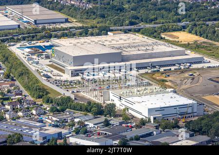 Vue aérienne, Edeka central entrepôt logistique centre et SEGRO Logistics Park Oberhausen sur l'autoroute A3, Waldteich, Schwarze Heide, Oberhausen, Ru Banque D'Images