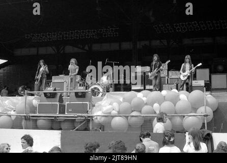 Le groupe britannique Widowmaker se présentant au festival de rock “The Who put the Boot in”, Charlton Athletic football Club, Londres, le 31st mai 1976. De gauche à droite : Luther Grosvenor, Steve Ellis, Bob Daisley, Hugh Lloyd-Langton. Banque D'Images