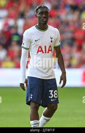 Nottingham, Royaume-Uni. 28th août 2022. Yves Bissouma #38 de Tottenham Hotspur pendant le match en, le 8/28/2022. (Photo de Craig Thomas/News Images/Sipa USA) crédit: SIPA USA/Alay Live News crédit: SIPA USA/Alay Live News Banque D'Images