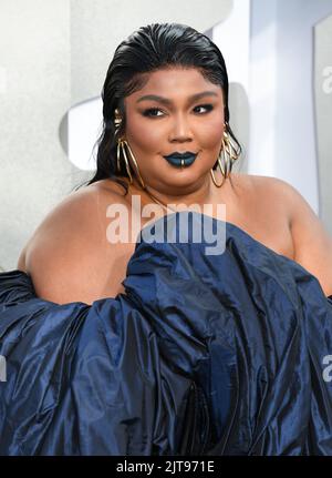 New Jersey, États-Unis. 28th août 2022. 28 août 2022. Newark, États-Unis. Lizzo arrivant aux MTV Video Music Awards 2022, Prudential Center, Newark. Crédit: Doug Peters/EMPICS/Alamy Live News crédit: Doug Peters/Alamy Live News Banque D'Images