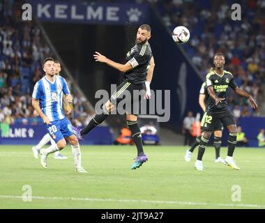 Sabadell, Barcelone, Espagne. 28th août 2022. Barcelone Espagne 28.08.2022 Karim Benzema (Real Madrid) contrôle le ballon pendant la Liga Santander entre Espanyol et Real Madrid au stade RCDE le 28 août 2022 à Barcelone. (Credit image: © Xavi Urgeles/ZUMA Press Wire) Credit: ZUMA Press, Inc./Alamy Live News Banque D'Images