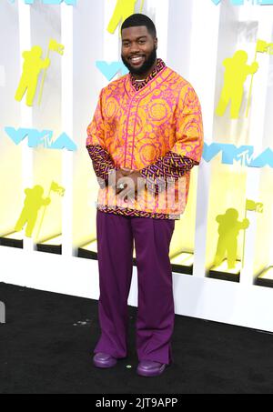 New Jersey, États-Unis. 28th août 2022. 28 août 2022. Newark, États-Unis. Khalid arrive aux MTV Video Music Awards 2022, Prudential Center, Newark. Crédit: Doug Peters/EMPICS/Alamy Live News crédit: Doug Peters/Alamy Live News Banque D'Images