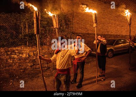 Festival de la descente aux flambeaux à la Pobla de Segur en l'honneur de la Vierge de Ribera, patrimoine immatériel de l'UNESCO dans les Pyrénées (Catalogne Espagne) Banque D'Images