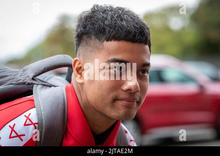 Kingston upon Hull, Royaume-Uni. 29th août 2022. Phoenix Laulu-Togaga'e #29 de Hull KR arrive au Sewell Group Craven Park Stadium avant le match de cet après-midi à Kingston upon Hull, Royaume-Uni, le 8/29/2022. (Photo de James Heaton/News Images/Sipa USA) crédit: SIPA USA/Alay Live News Banque D'Images