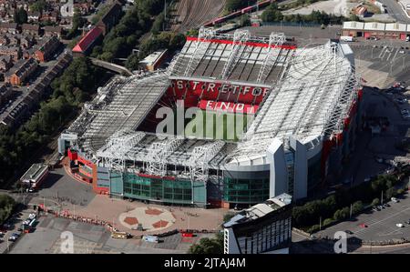 Vue aérienne du stade de football Manchester United Old Trafford Banque D'Images