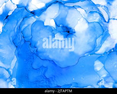 Résumé bleu aquarelle alcool encre couleur peinture. Œuvres d'art modernes peintes à la main sur fond abstrait transparent à l'encre d'alcool. L'art pour le design. Couleur mar Banque D'Images