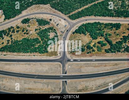 Autoroute sur la péninsule de Peljesac en construction Banque D'Images