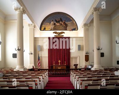 West point, NY - USA - 26 août 2022 vue panoramique de l'intérieur de la chapelle des anciens cadets de l'Académie militaire des États-Unis. La plus ancienne chapelle à Banque D'Images