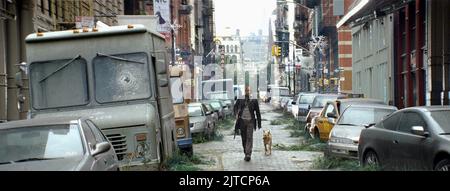 WILL SMITH, chien, I Am Legend, 2007 Banque D'Images