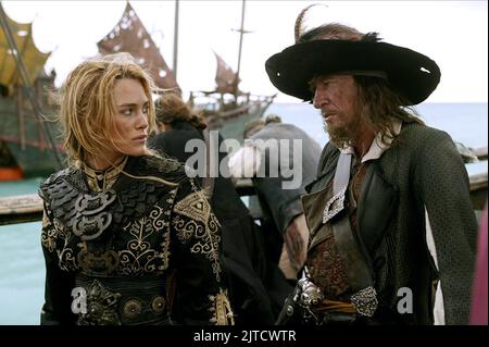 KEIRA KNIGHTLEY, Geoffrey Rush, PIRATES OF THE CARIBBEAN : AT WORLD'S END, 2007 Banque D'Images