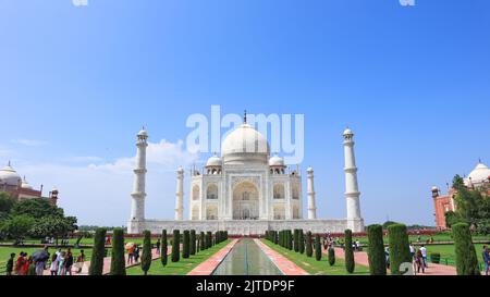 La vue fascinante du Taj Mahal, vue arrière du Taj, Agra, Uttar Pradesh, Inde. Banque D'Images