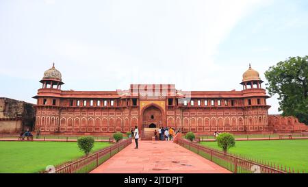 La belle intérieur et extérieur du fort d'Agra, Agra, Uttar Pradesh, Inde. Banque D'Images