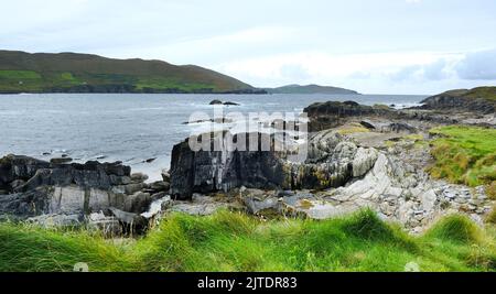 Baie de Ballydonegan près d'Allihies, comté de Cork, Irlande - John Gollop Banque D'Images