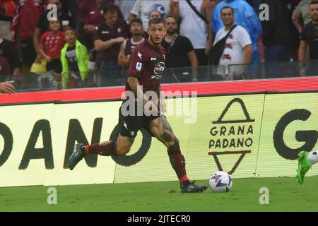 Pasquale Mazzocchi en action pendant la série Un match entre les Etats-Unis Salernitana 1919 et UC Sampdoria au Stadio Arechi ( photo Agostino Gemito) Banque D'Images