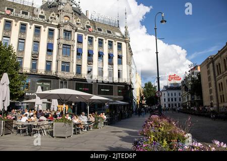 Bâtiment Olav Thon Gruppen, sur Stenersgata près de Karl Johan Gate, centre d'Oslo, Norvège, Scandinavie Banque D'Images