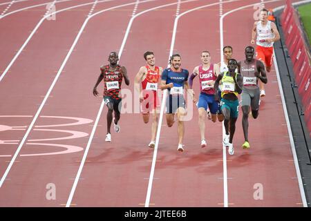 01 août 2021 - Tokyo, Japon: Peter bol d'Australie termine 1st dans la demi-finale hommes 800m 2 devant Clayton Murphy des États-Unis et Gabr Banque D'Images