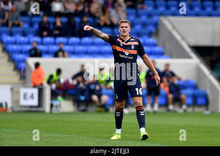 York, Royaume-Uni. 30th août 2022. Charlie Cooper, d'Oldham Athletic, lors de la réunion de la Ligue nationale entre York City et Oldham Athletic au STADE communautaire LNER, York, le lundi 29th août 2022. (Credit: Eddie Garvey | MI News) Credit: MI News & Sport /Alay Live News Banque D'Images